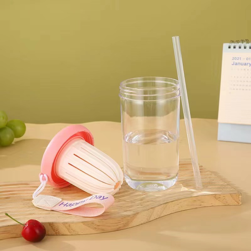 Popular transparent plastic cups, straw cups, tea-water separation cups, high-temperature resistant gift wholesale cups, high appearance level Specification drawing