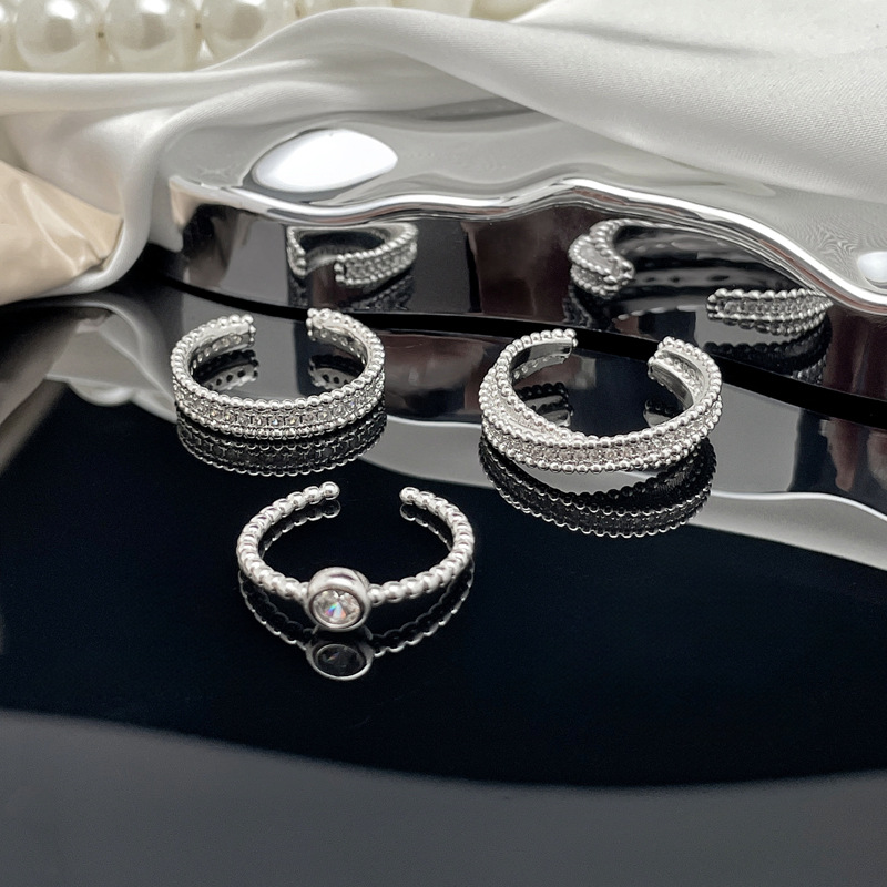 A simple and elegant design, light luxury, full diamond cross opening ring for women's Instagram, a niche and cold style, fashionable and elegant index ring Specification drawing