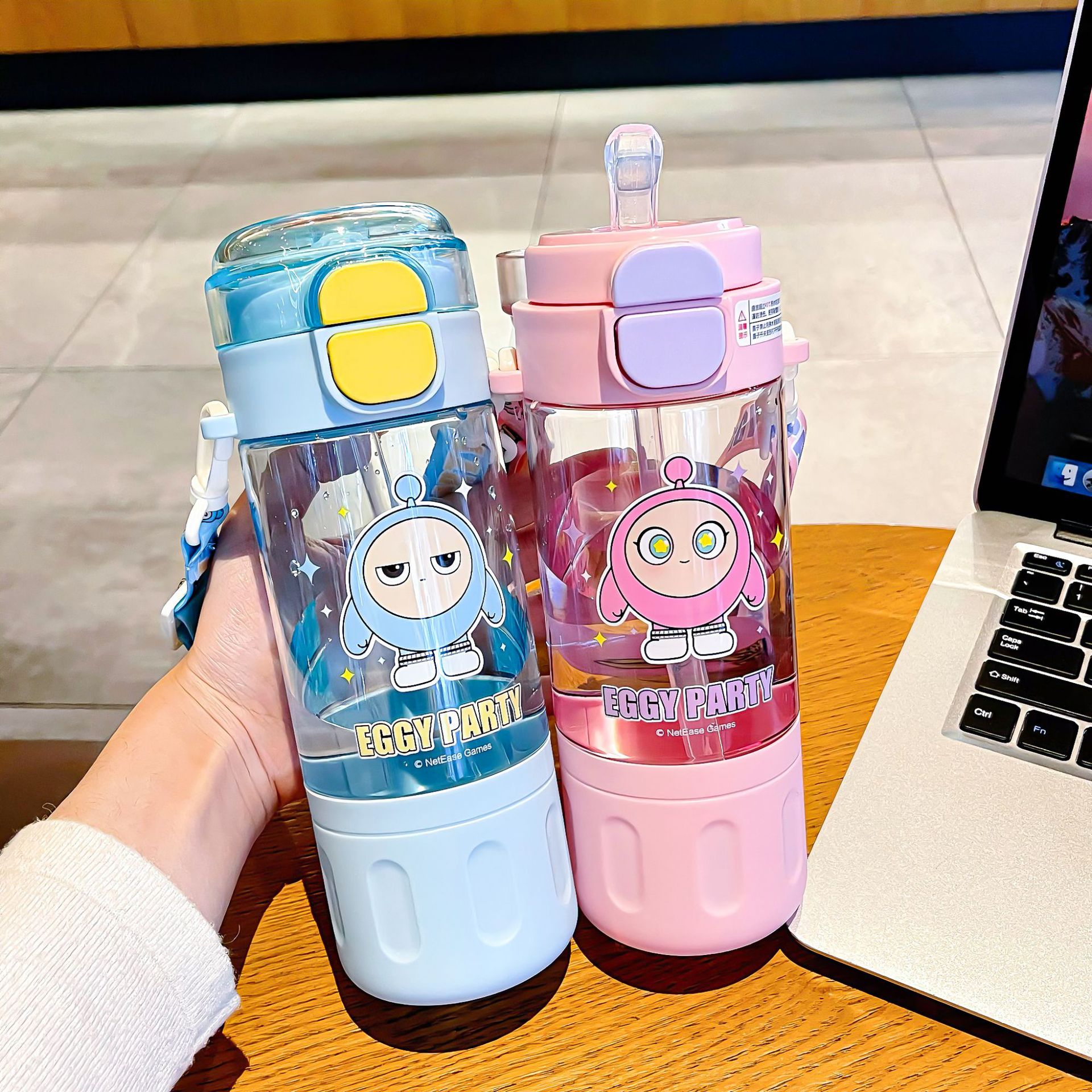 2025 New high-appearation-level straw cup, large-capacity double drinking cup for girls, convenient cartoon plastic cup tritan Application Scenario