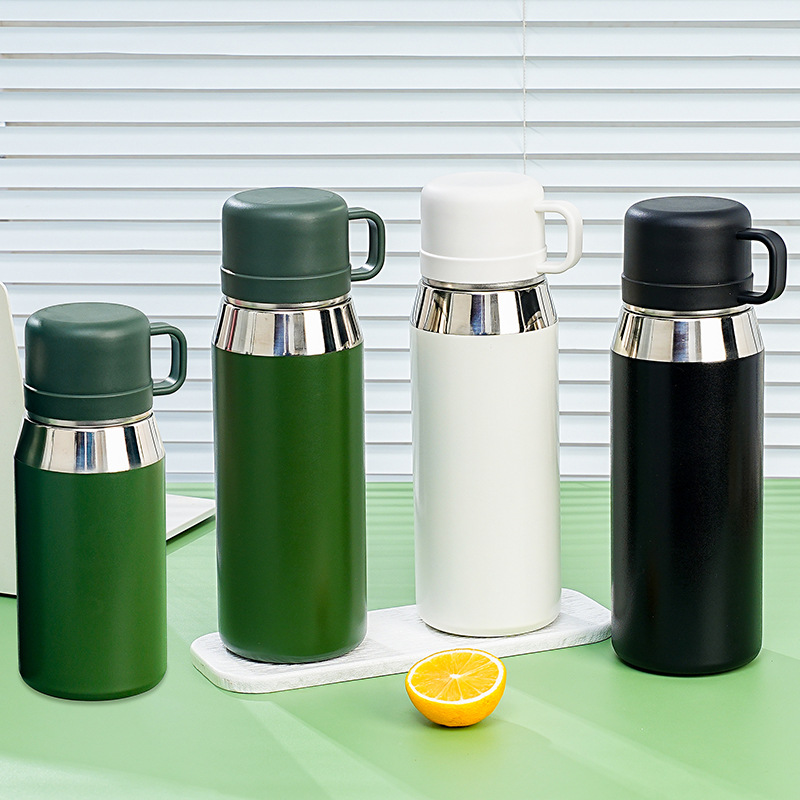 Men's stainless steel water cup, tea-water separation, office tea brewing cup, large-capacity multi-functional steeping cup, car water cup Application Scenario