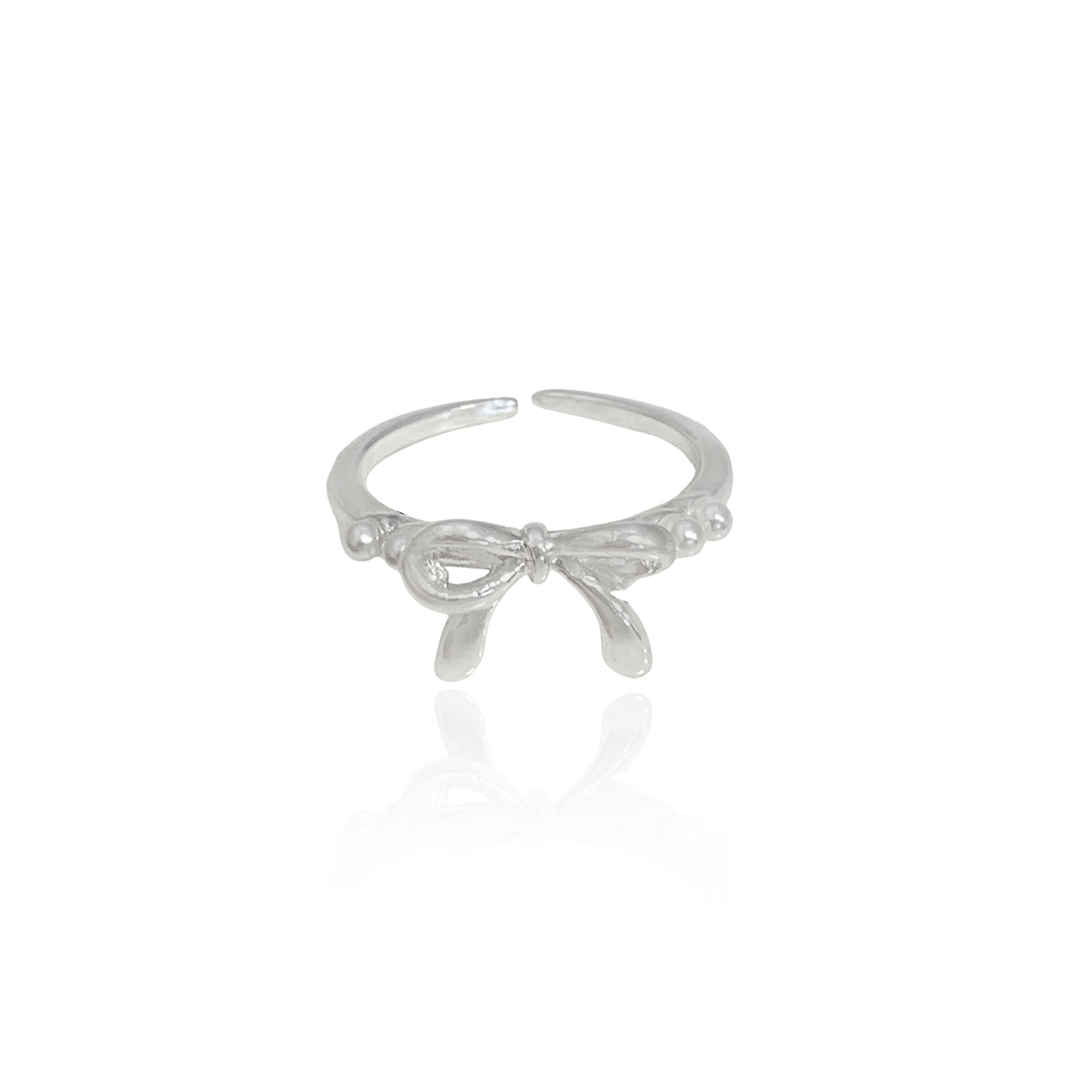 Summer niche design bow pearl bracelet, feminine charm, white K light luxury, high-end, fashionable and sweet jewelry Item Picture