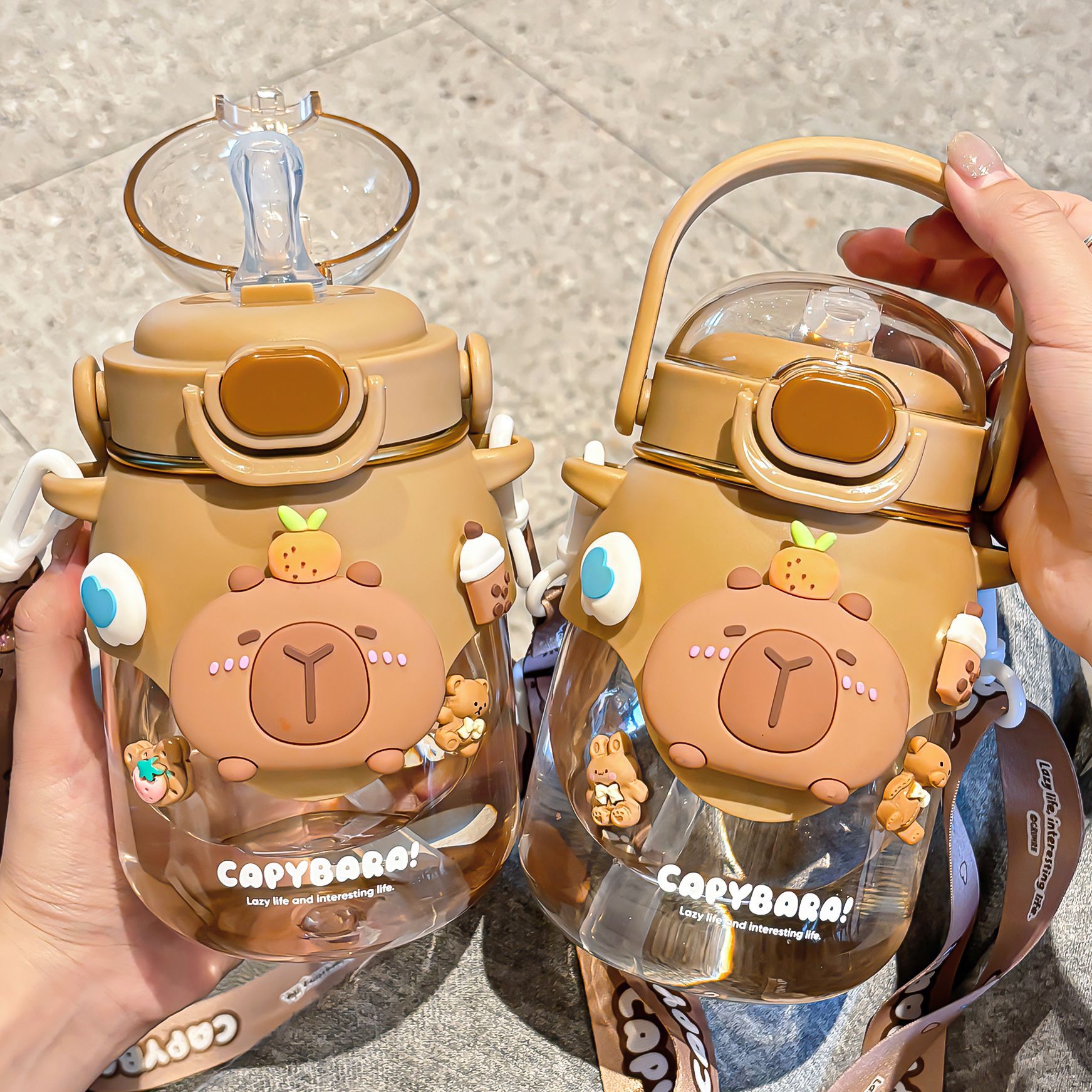 Kapibala water cup, large capacity, high appearance level, large-belted cup, girls' straw cup, cute and convenient, plastic cup for going out Specification drawing