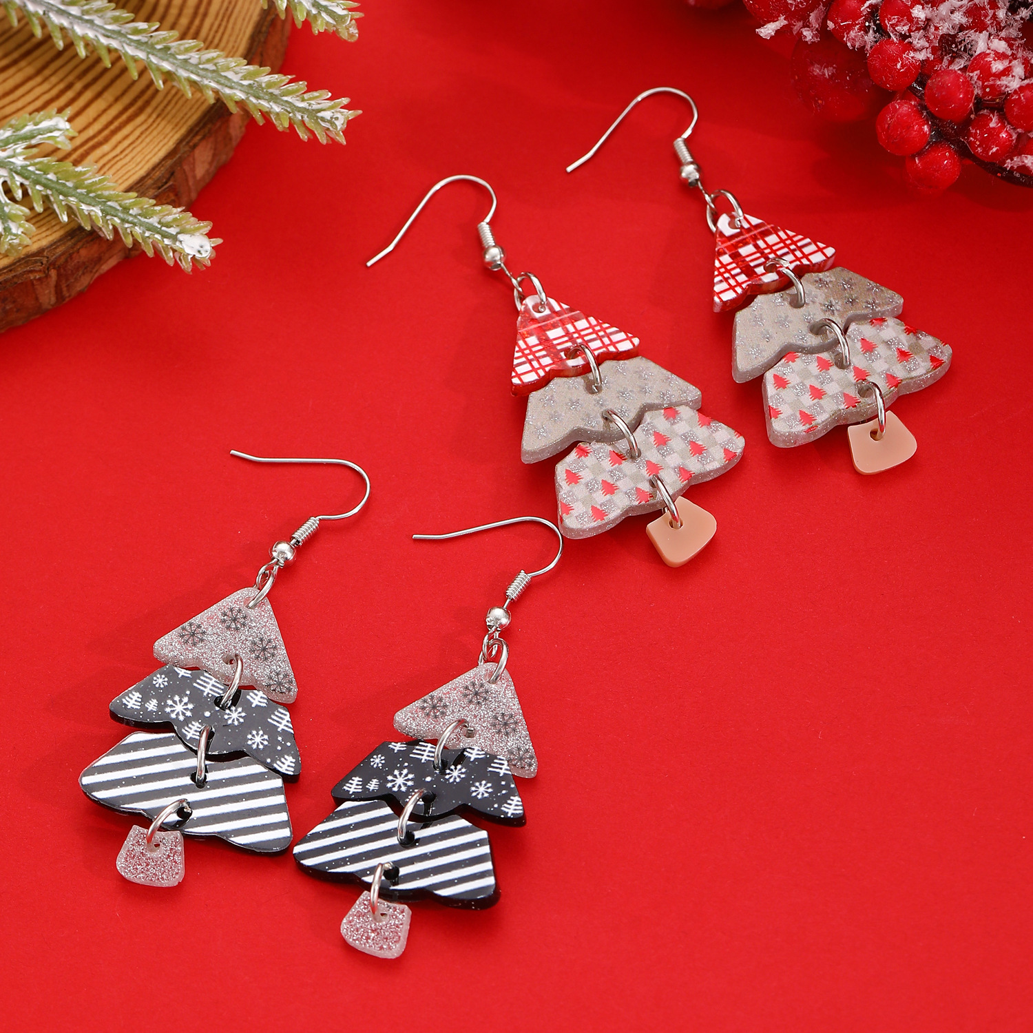 New cross-border Christmas tree, kitten, star creative stud earrings, Christmas earrings, acrylic earrings for women from Europe and America Specification drawing