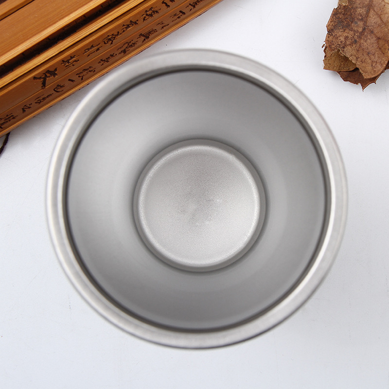Creative new bamboo insulated cups, double-layer stainless steel bamboo shell car cups, business office cups, gift cups in stock Application Scenario