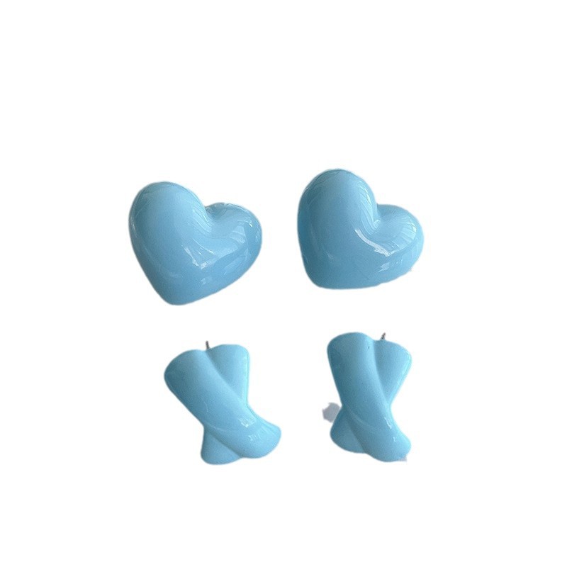 The fresh and elegant blue earrings exude a sense of sophistication for women. The simple ear studs are a new 2025 bestseller, a popular and niche earring accessory Item Picture