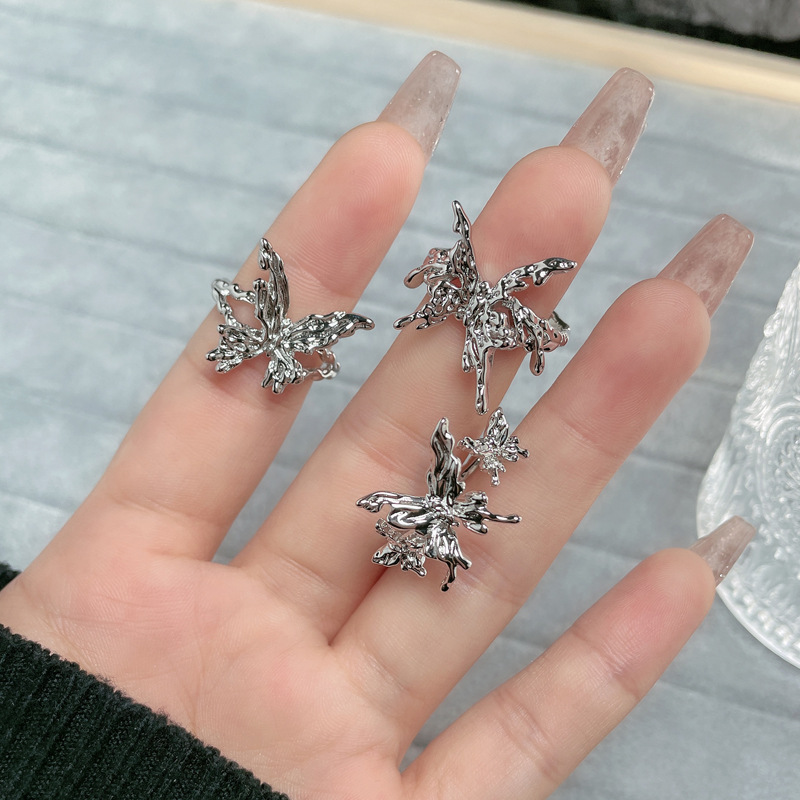 The new irregular texture plain ring butterfly opening ring is a unique design for women with a simple layering style and a fashionable index finger ring details Picture