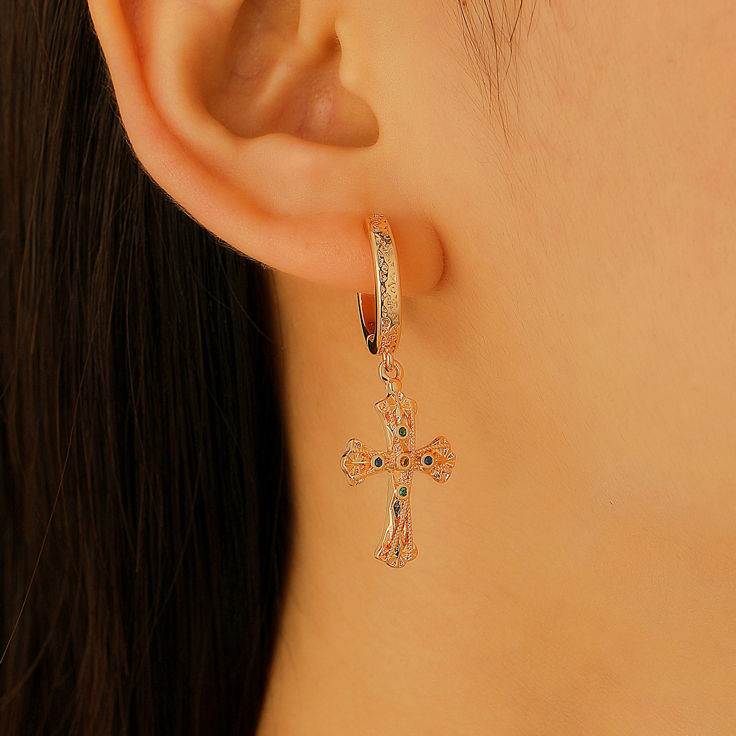 European and American cross-border jewelry, Xiyin copper inlaid zircon cross pendant ear buckle, fashionable and individual design sense earrings for women Specification drawing