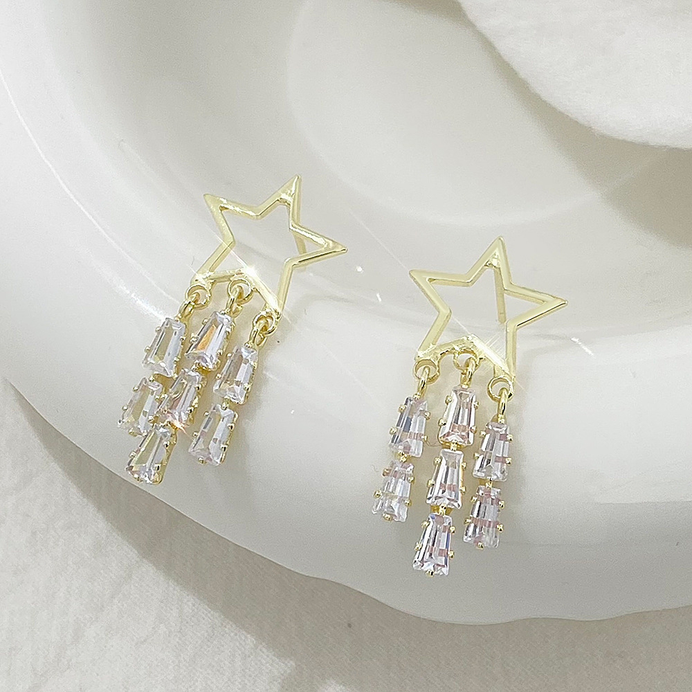 European and American InS-style hollowed-out star earrings for women, Korean fashionable long five-pointed star tassel earrings, trendy trendy earrings Specification drawing