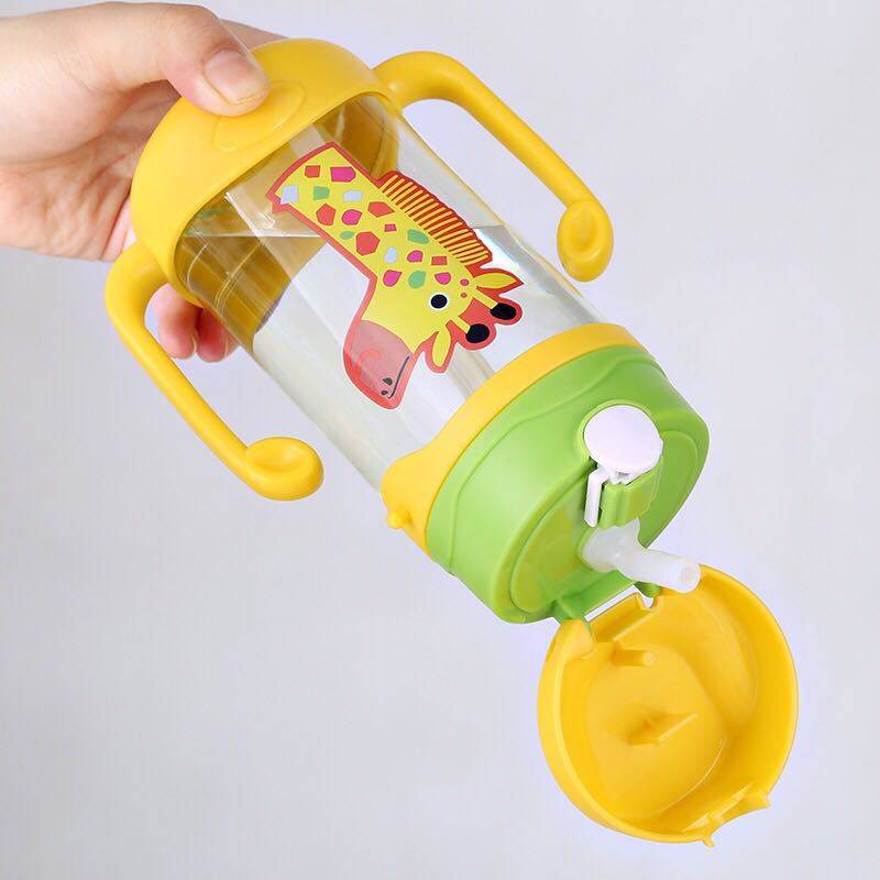 Yinqian recommends wholesale water cups for children with straps, double handles, dual-purpose straw cups and kettles, and creative cartoon designs details Picture