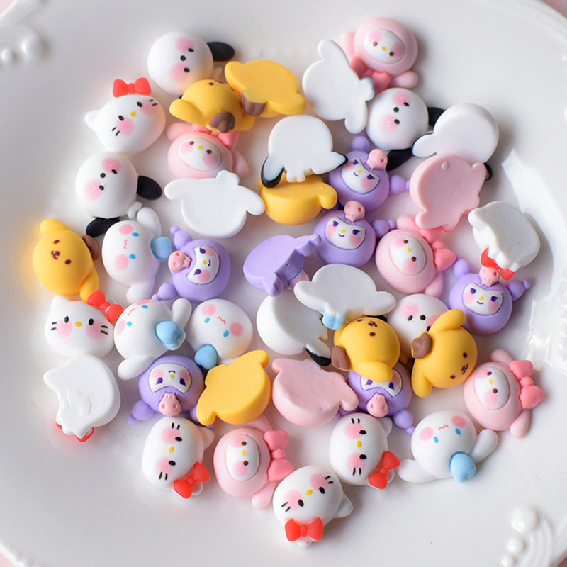 Mini cartoon resin small accessories, cream glue accessories, hair clips, hair ornaments, jewelry accessories, Sanrio diy accessories details Picture