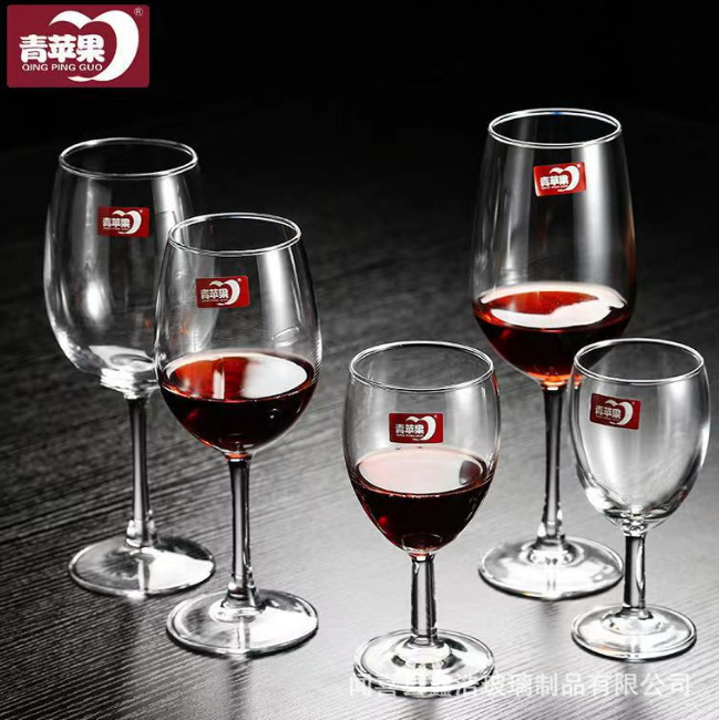 Green apple red wine glass, tall glass, red wine glass, wine champagne glass, wine set processing logo full figure