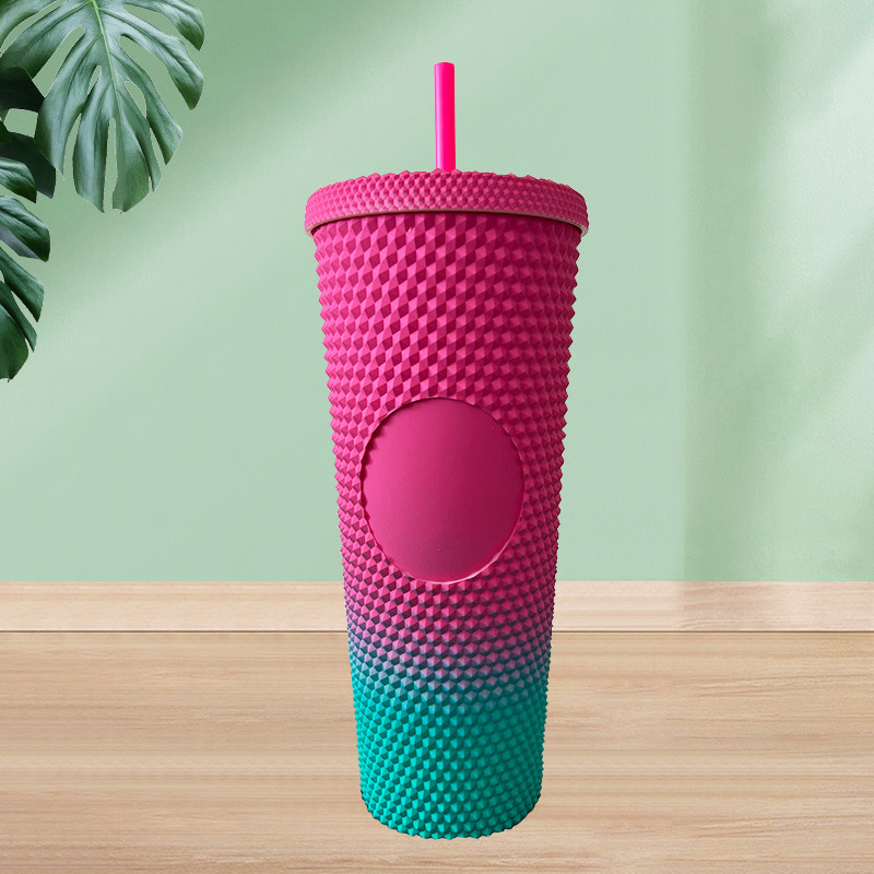 【 Processing and Customization 】 Durian Cup 710ml large-capacity plastic Straw cup, cross-border European and American drinking durian cup Application Scenario