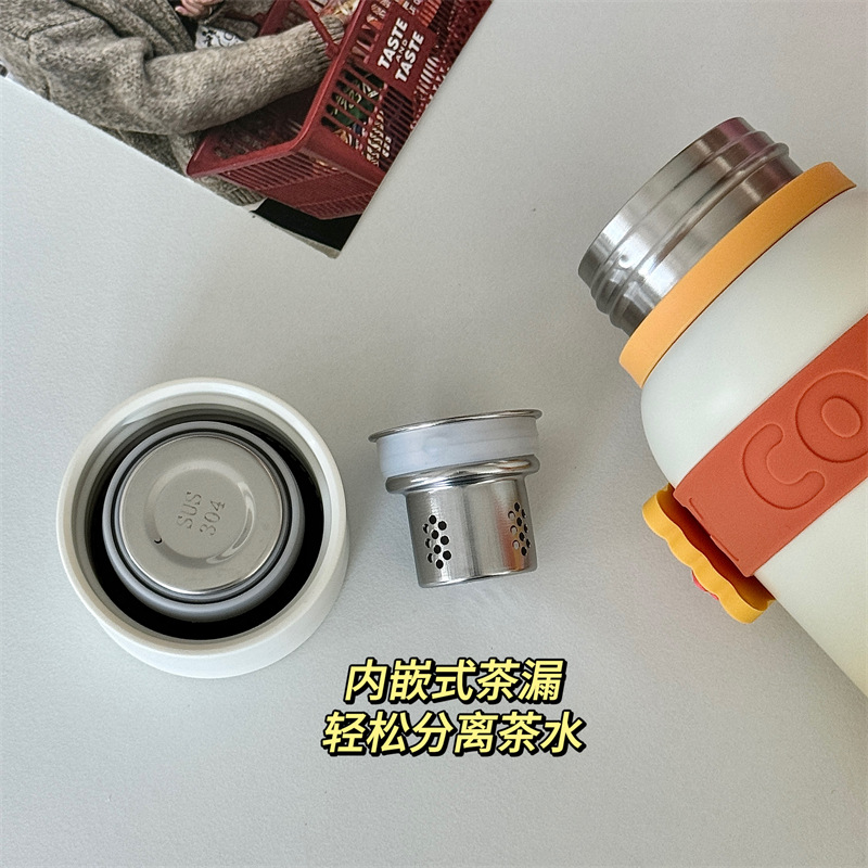 Gradient cookie milk insulated cup, girls' high school appearance level cartoon student portable stainless steel insulated cup, drinking water cup for school Application Scenario