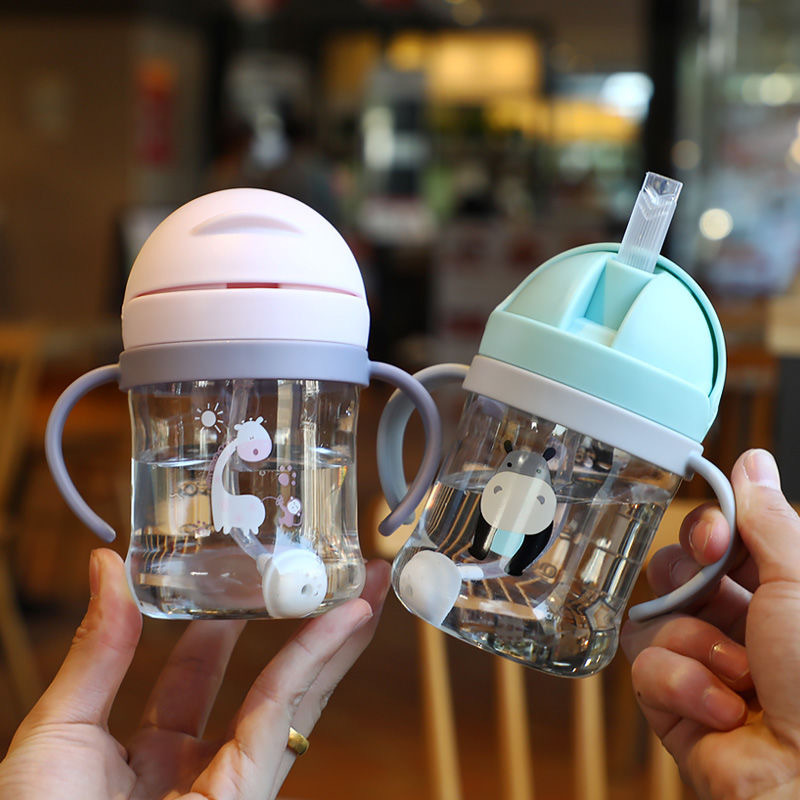 Children's straw cups, baby products, wholesale for foreign trade, kindergarten baby drinking cups, special water cups for infants full figure