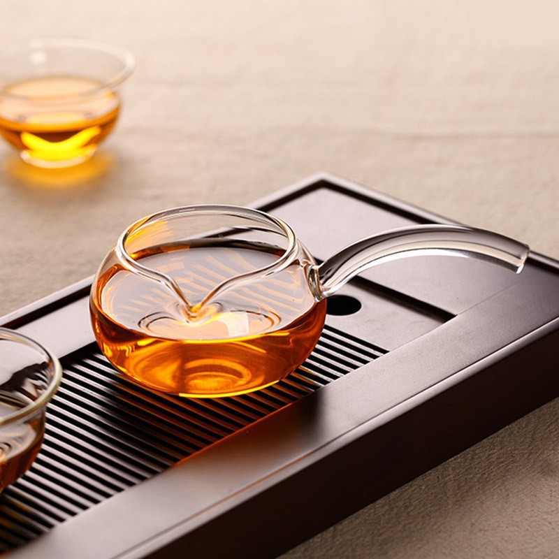 Creative household long-handled side-handled fair cup, high-temperature resistant Gongfu tea glass tea divider, glass spoon, tea ceremony accessories Specification drawing