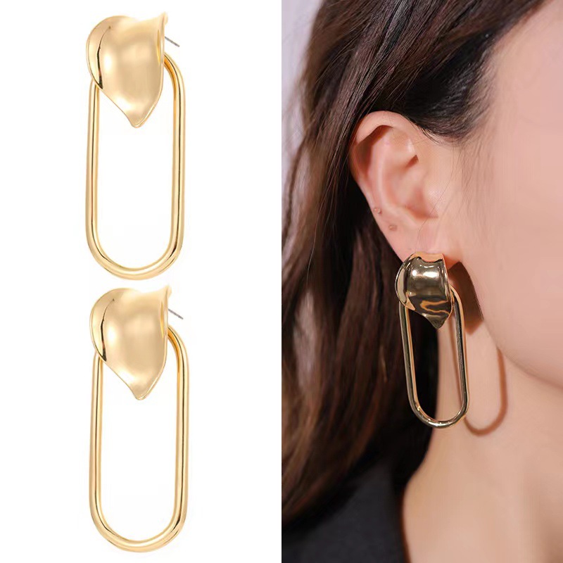 European and American cross-border geometric metal irregular earrings, women's fashion, niche design sense, ins style hollowed-out earrings and stud earrings Specification drawing
