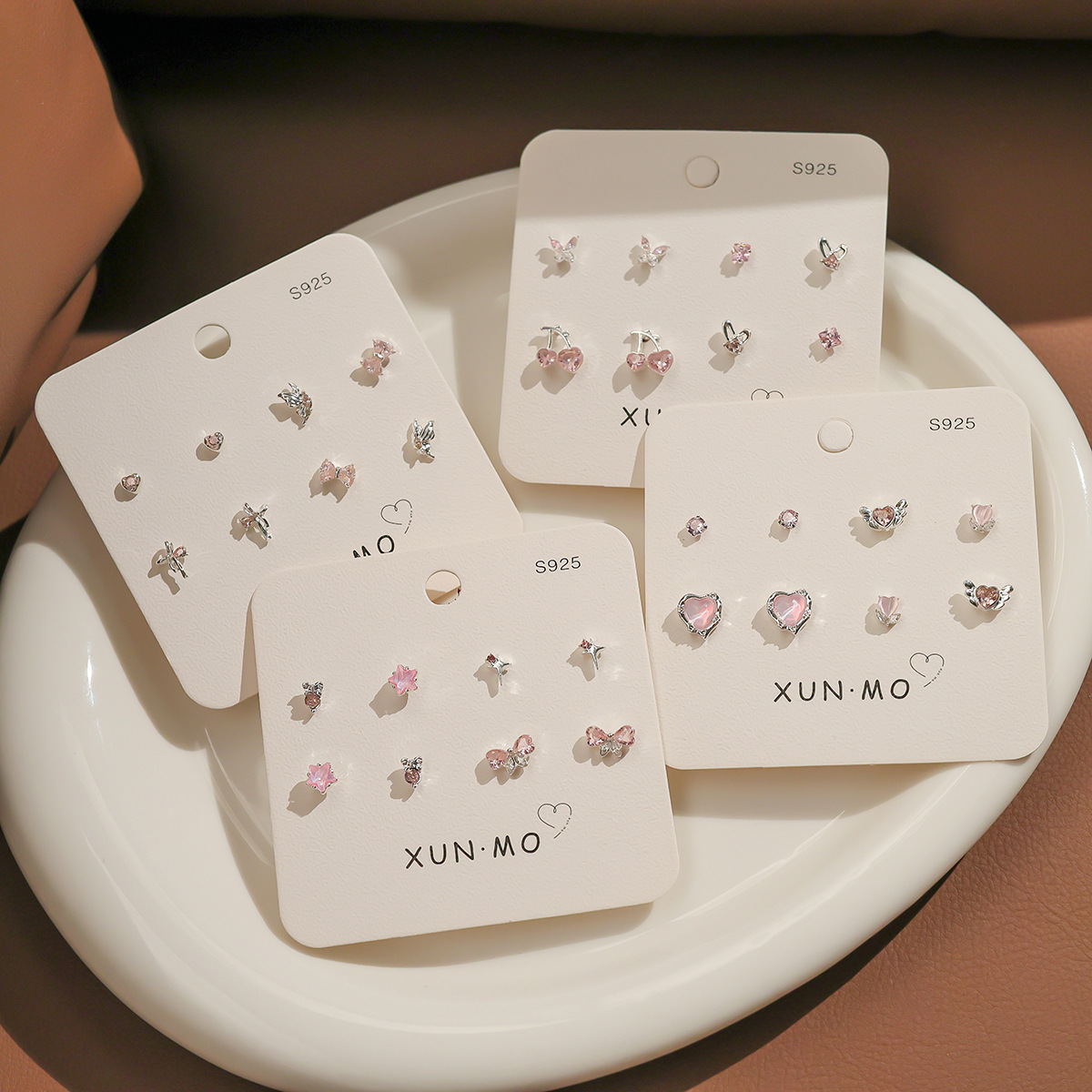 Pink zircon high-end silver stud earrings, women's light luxury and fashionable earrings, Korean-style ins small student earrings full figure