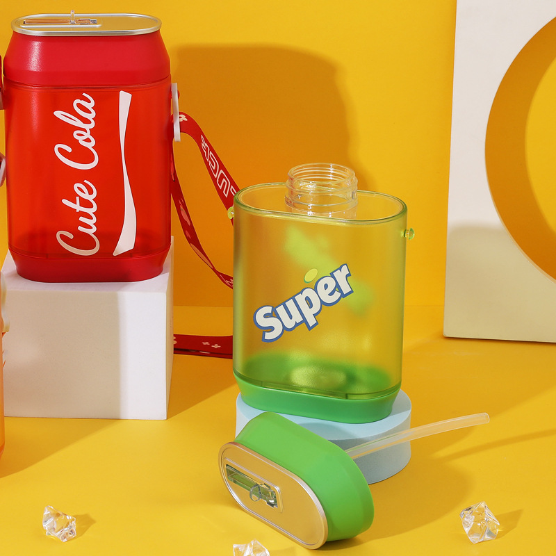 Wholesale of cross-border e-commerce popular creative beverages with lights, straw cups, dazzling and flashing plastic straps, water cups Specification drawing