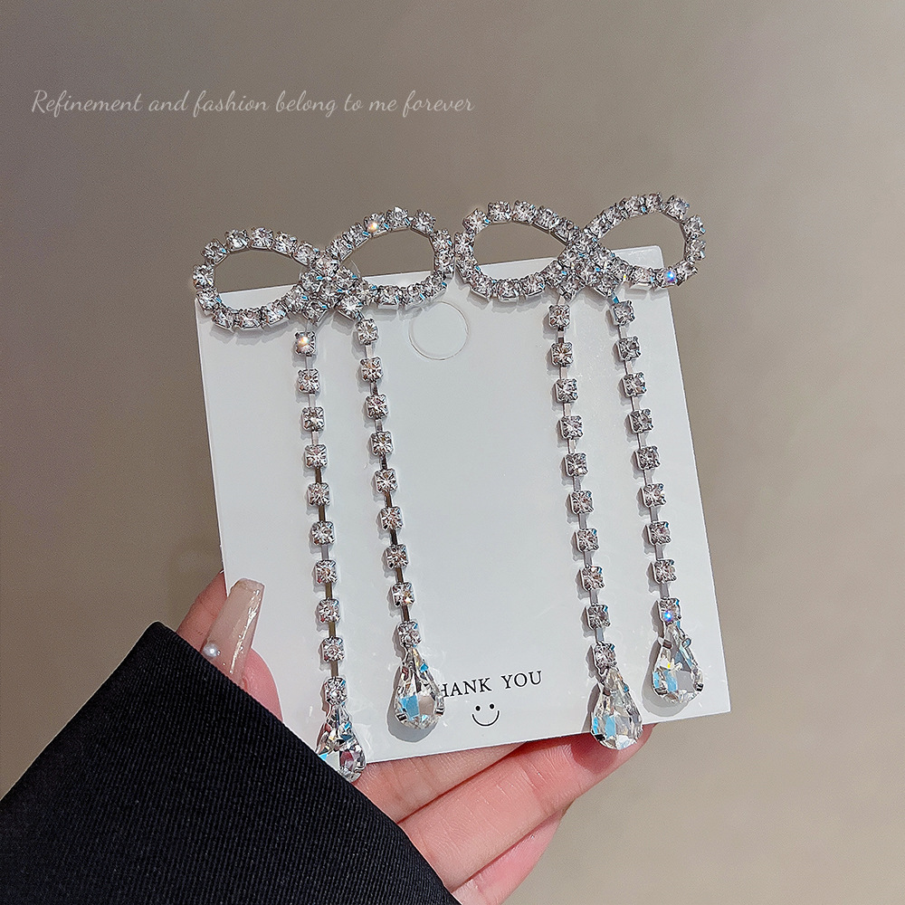 New Korean version bow tassel earrings for autumn and winter, high-end long earrings, exaggerated and elegant stud earrings for women wholesale details Picture