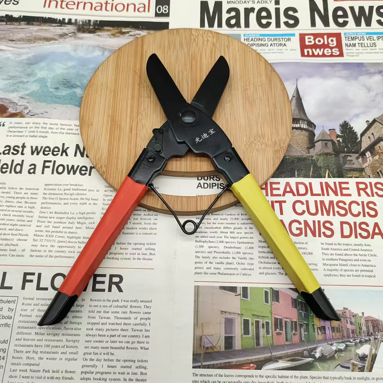 High-carbon steel material sheet shears, industrial-grade German-style labor-saving decoration keel shears, and special scissors for integrated ceilings Application Scenario