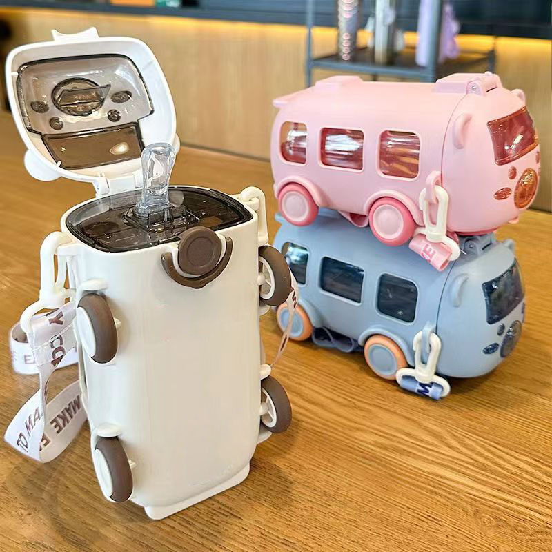 Baby Bus Children's water cup, large-capacity with straw, student water cup, high appearance level, portable outdoor bouncy plastic cup Specification drawing