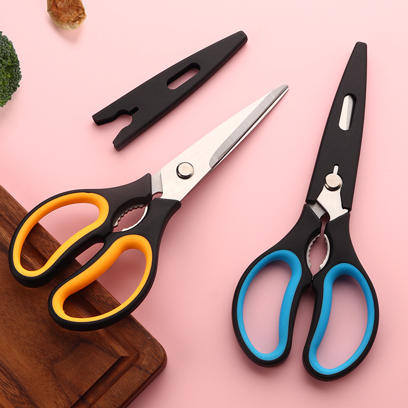Lin Tai's multi-functional kitchen scissors are made of stainless steel and silicone, with anti-slip properties for shrimp, crab, fish, chicken bones, vegetables, and walnuts details Picture