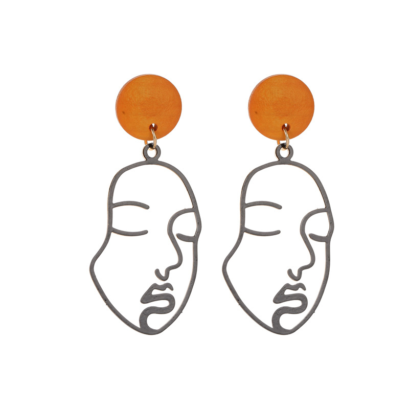 European and American Instagram influencers' funny abstract face stud earrings are selling well across borders. Creative and niche design double-sided earrings for women Item Picture