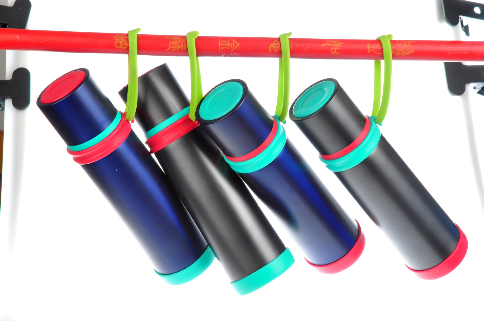The 2023 new style of colorful straight vacuum stainless steel insulated cup is a portable water cup with a carrying ring and printed LOGO Specification drawing