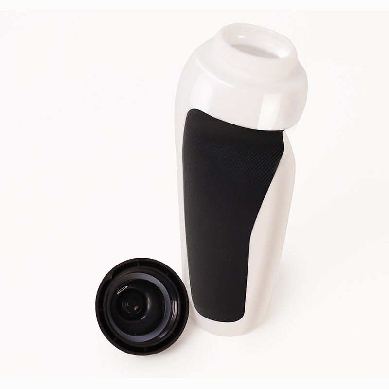 European and American cross-border extrusion cycling water bottle, sports water bottle, outdoor running PE plastic spout, creative internet-famous water cup Specification drawing