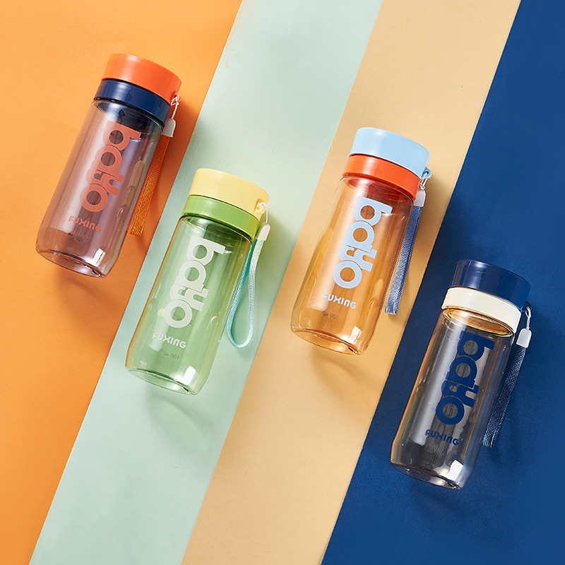 Fuxing water cup High-temperature resistant portable filtering Tea Cup, anti-drop student male and female outdoor space cup, sports and fitness water bottle Application Scenario