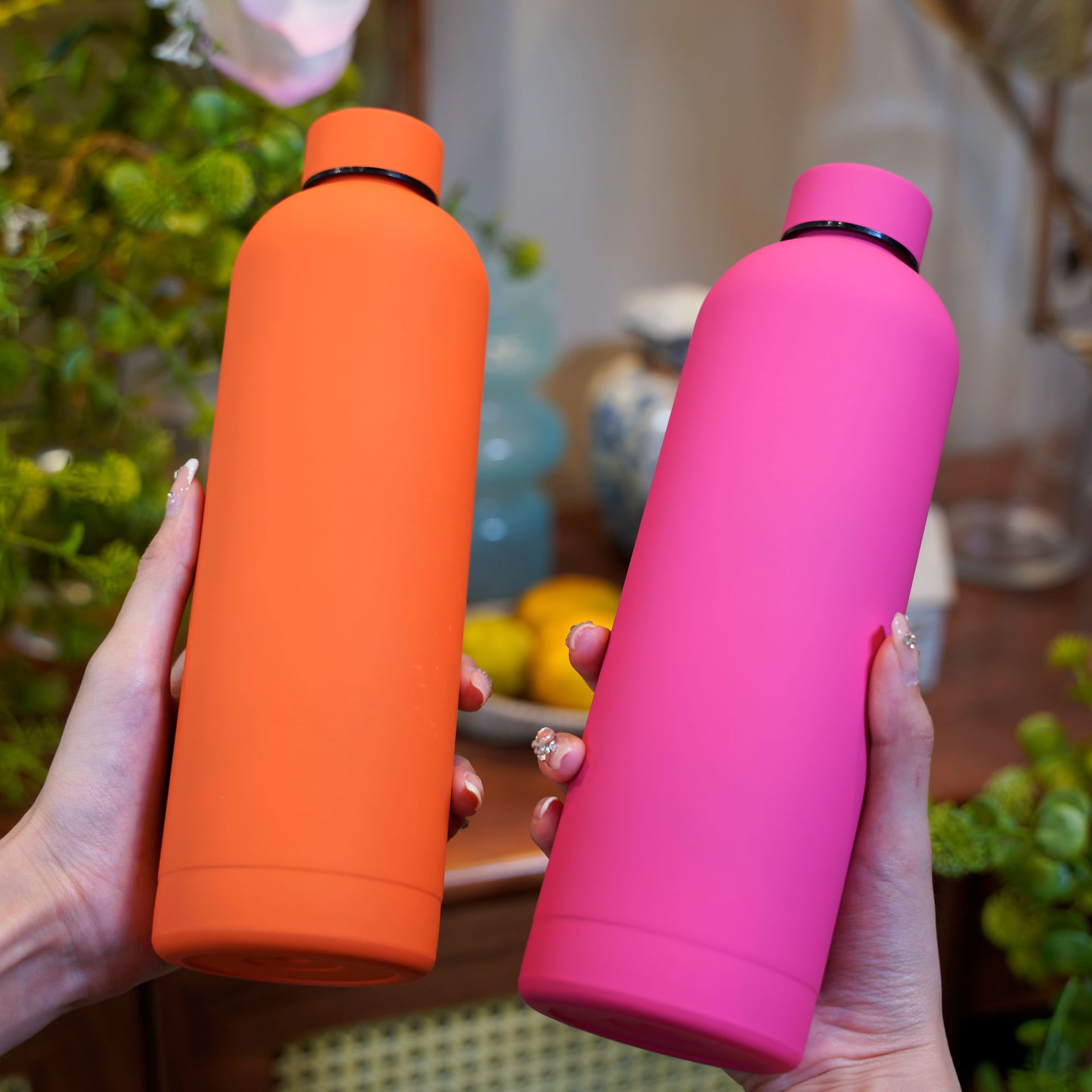 Large-capacity 304 stainless steel small-mouthed bottle, insulated cup, sports water bottle, portable car frosted water cup, 750ml Specification drawing