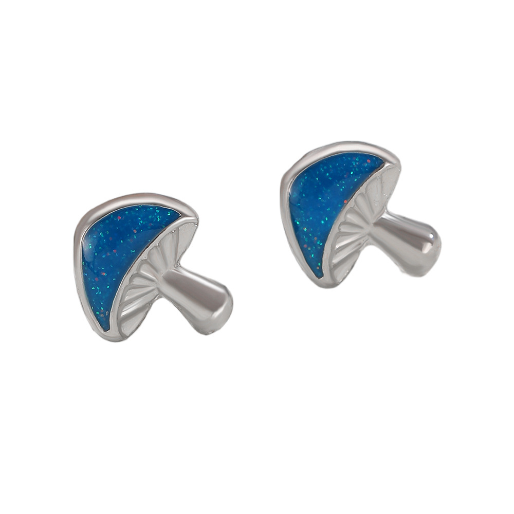 European and American cross-border small mushroom stud earrings, simple and sweet, three-dimensional mushroom earrings, women's forest-style beautiful earrings Item Picture
