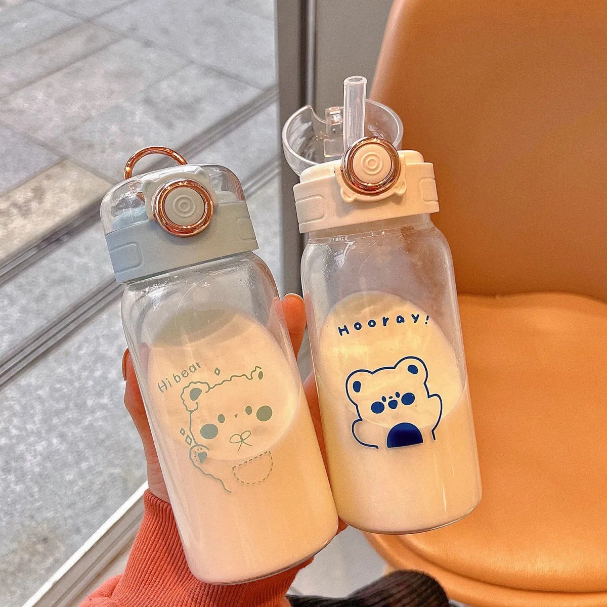 Cartoon student glass cup, simple yet highly attractive, girl straw cup, fresh, heat-resistant, portable and cute water cup full figure