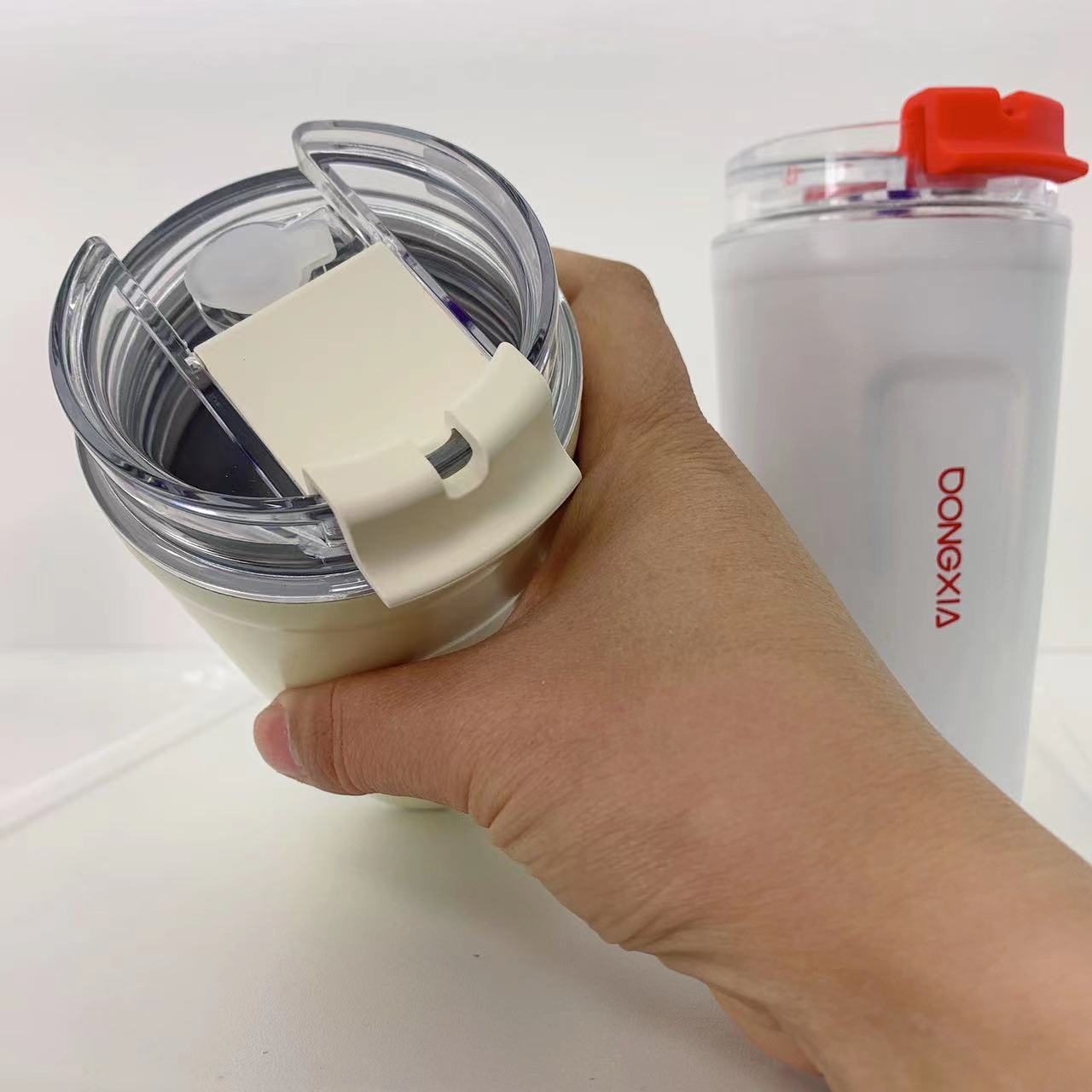 Customized stainless steel insulated cups that are popular among Internet celebrities, portable and simple coffee cups for both men and women, and couple cups for wholesale details Picture