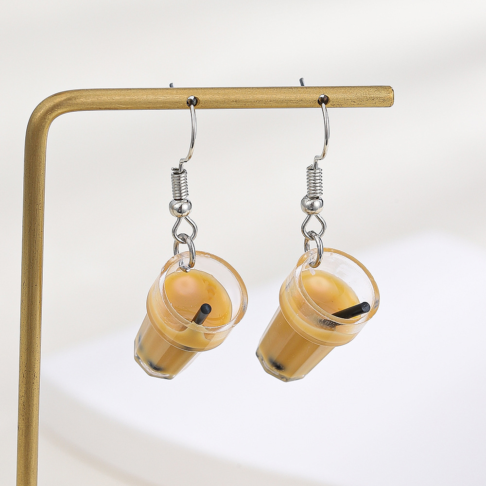 Japanese and Korean fashionable bubble milk tea earrings, women's European and American Instagram-style creative milk tea cup earrings, wholesale of internet-famous earrings Application Scenario