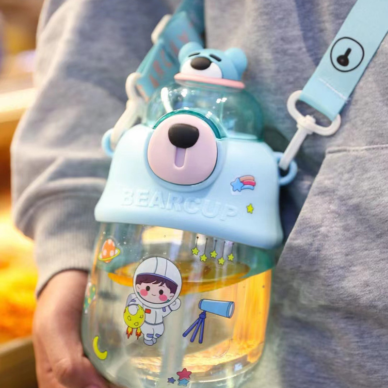 Wholesale of popular "Dun Dun Bear" straw cups, cute cartoon "Cute Bear" big-belted cups, and summer plastic water cups for students and children details Picture