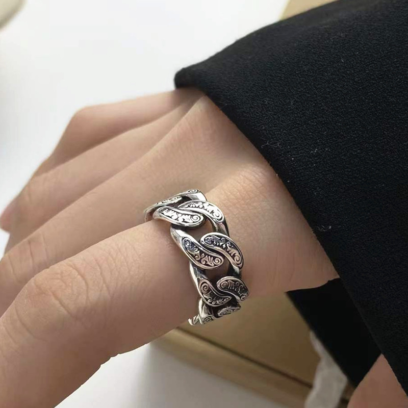 Retro fashion totem Tang grass relief chain opening ring, women's unique and cool food ring, ins niche design full figure