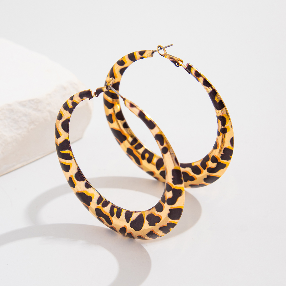 European and American leopard print Earrings exaggerated hot girl style design earring female personality large circle Earrings cross-border wholesale Item Picture