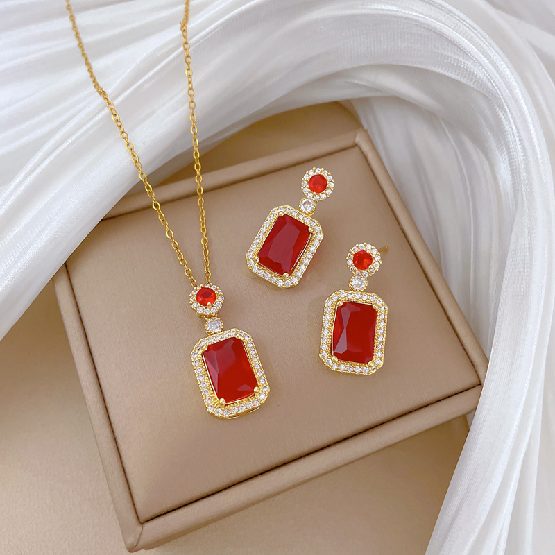 【 Titanium Steel 】 Micro-inlaid necklace and earrings set, light luxury micro-inlaid perfume, personalized and elegant banquet earrings and necklaces combination details Picture