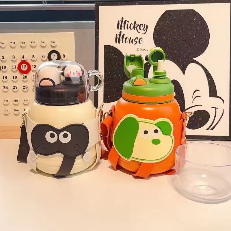 Cute cartoon children's thermos cups with a cute "Want Want Dog" and a high level of appearance, portable backpacks for both boys and girls, and double-drinking straw cups details Picture
