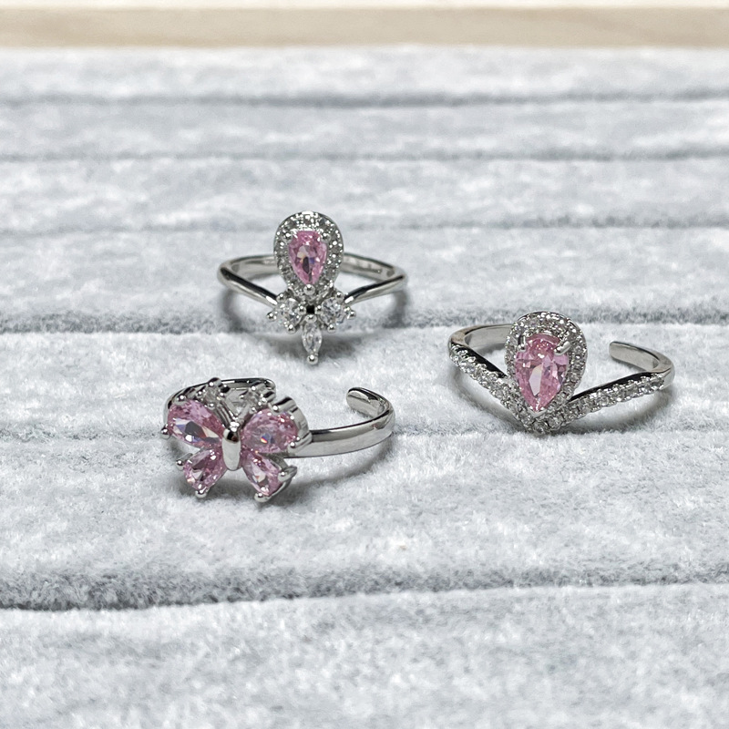 Princess-style, niche and sweet pink diamond crown butterfly opening ring, girlish charm, light luxury, layered and exquisite index finger ring full figure