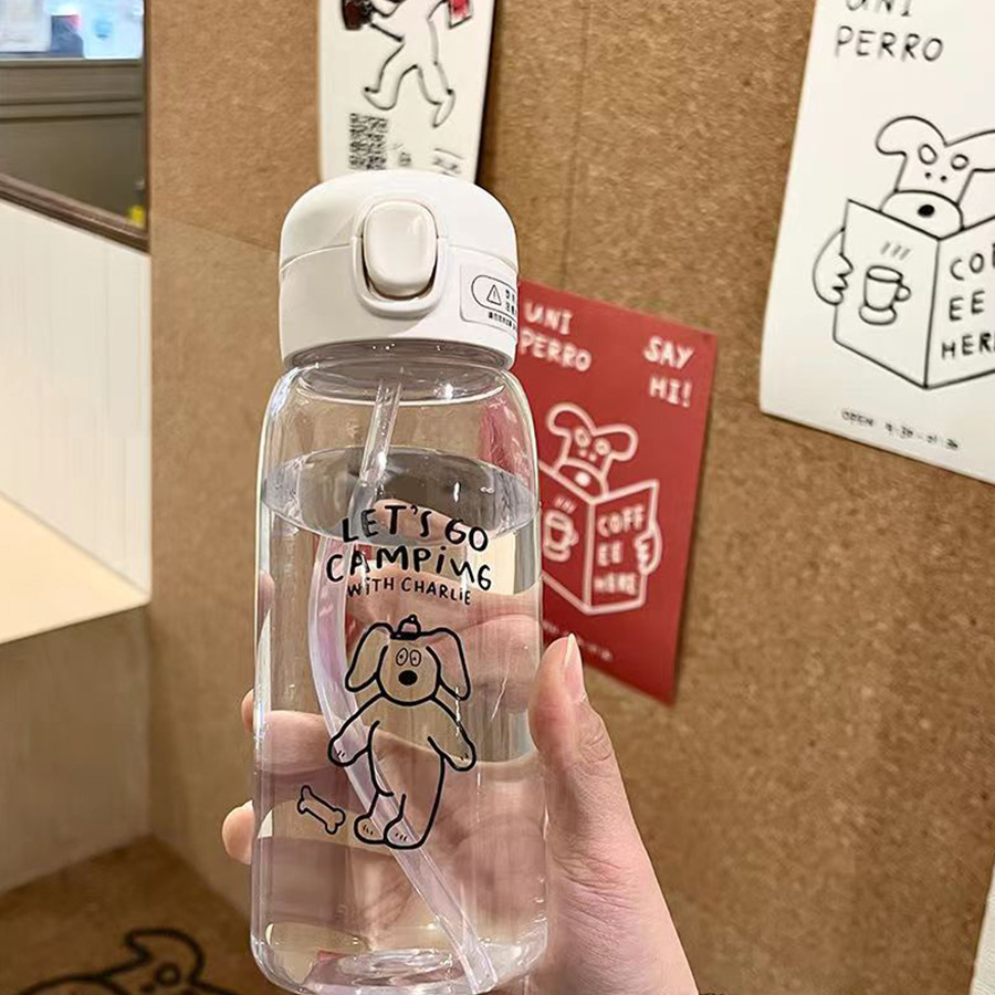Summer cartoon plastic water cups with high appearance standards, student cups, cute rabbits, and adorable straw cups Application Scenario