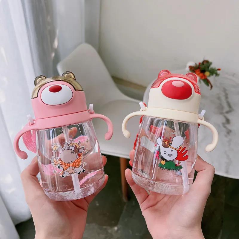 Seliya children's water cup with straw, plastic anti-drop cup, cartoon for primary school students, kindergarten handle portable water bottle full figure