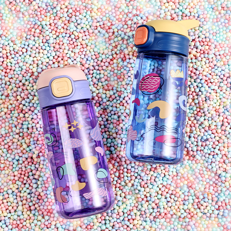 Summer cute cartoon children's plastic water cup, high appearance level student straw cup, outdoor portable school special cup Specification drawing