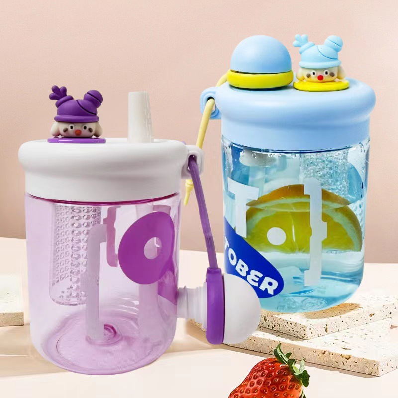 The 2024 Internet celebrity high-appearancelevel cute figurine Bobo cup with tea compartment, double-drinking straw cup, high-temperature resistant and anti-drop water cup Application Scenario