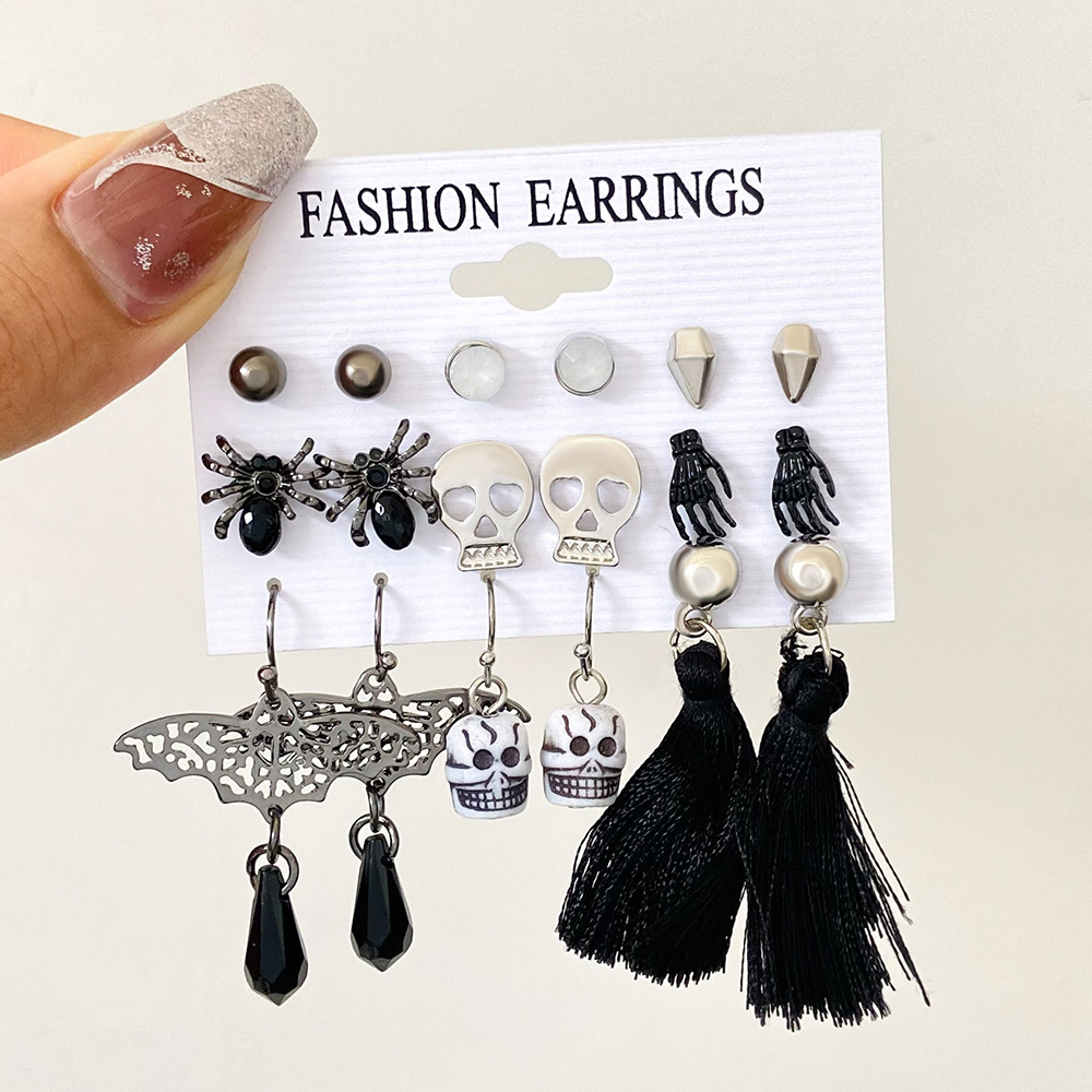 European and American cross-border bat skull spider pumpkin stud set, funny Halloween earrings and accessories wholesale details Picture