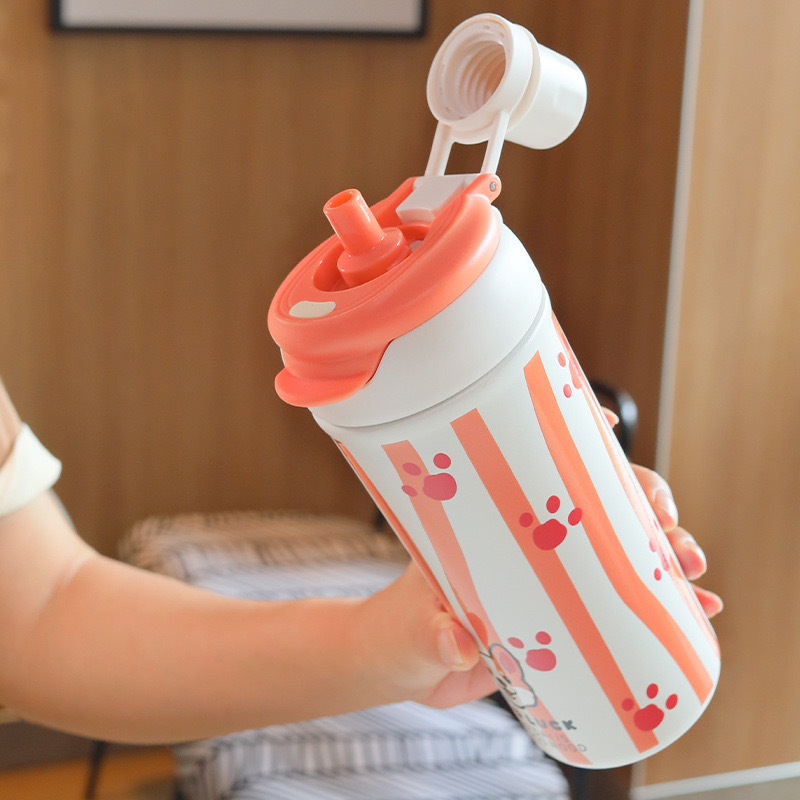 New 316 stainless steel insulated cup, portable hand-held straw cup, high appearance level coffee cup, male and female student water cup Application Scenario