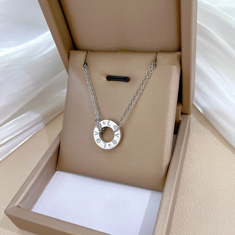 【 All-titanium Steel 】 Circular LOVE minimalist style furnace real gold necklace, female Instagram influencer collarbone chain to match Application Scenario