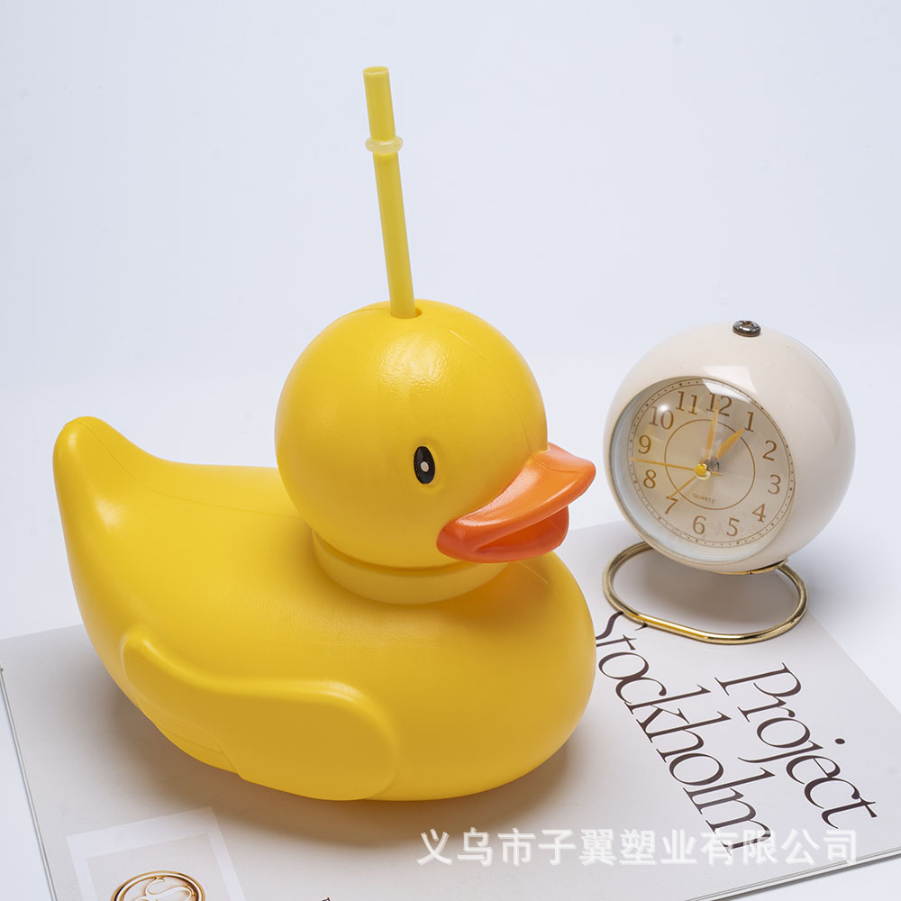 The cross-border bestseller, the big Yellow Duck plastic straw cup, is a cute cartoon outdoor must-have with a large capacity of 1000ml Specification drawing