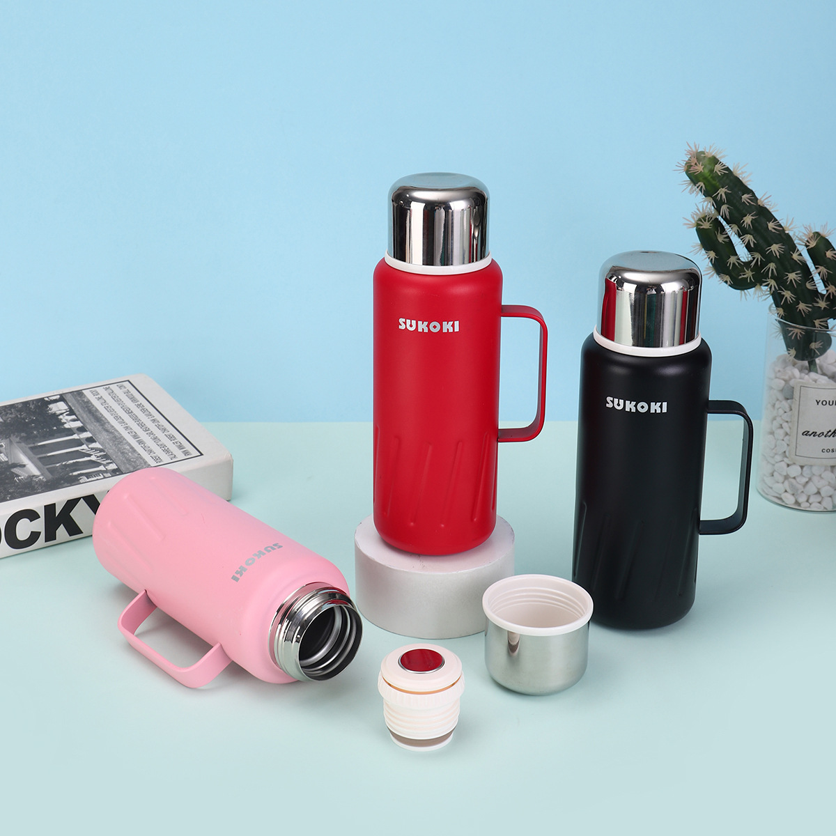 New 316 stainless steel handle teapot, large-capacity outdoor portable insulated cup, high appearance level, multi-color direct drinking cup Application Scenario